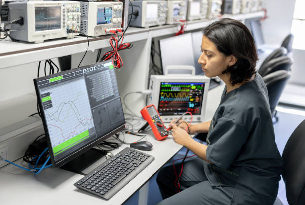 Professional Electrician in Village Green Green Ridge, PA
